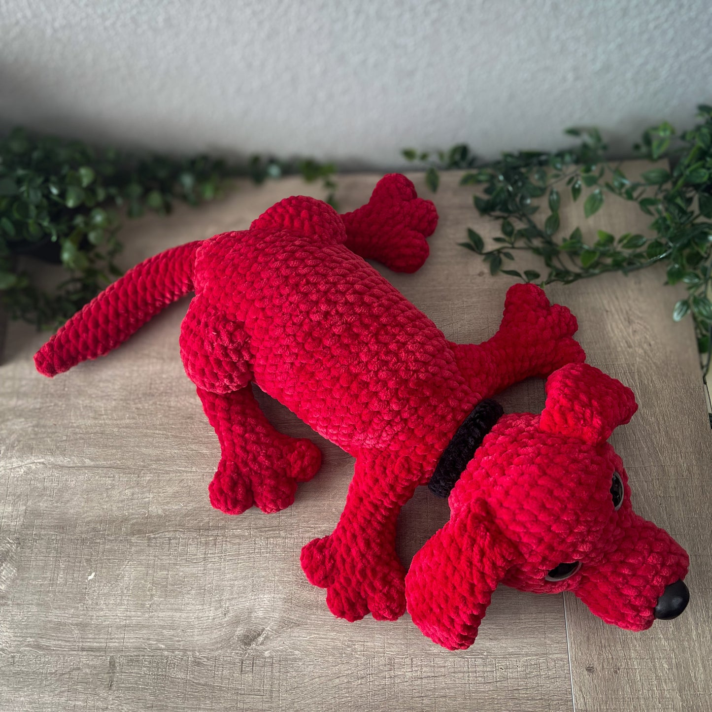 Cliff the Big Red Dog